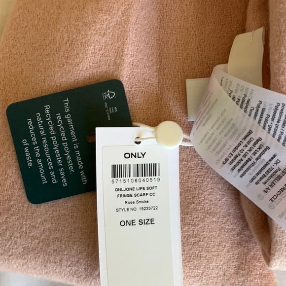 Smokey rose super soft scarf by Only- new with tags - Picture 5 of 7